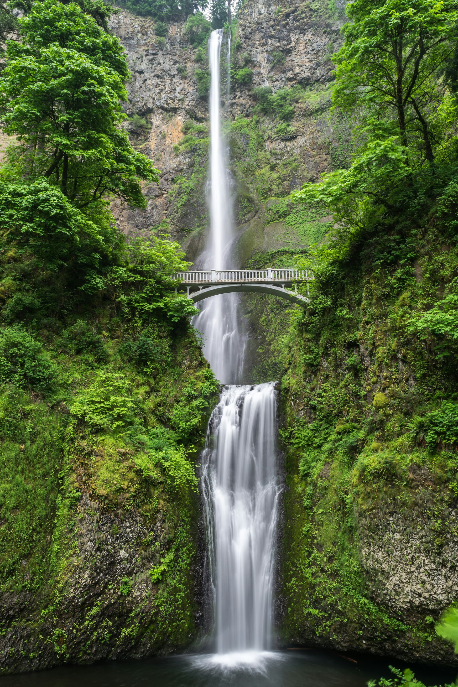 09-waterfall